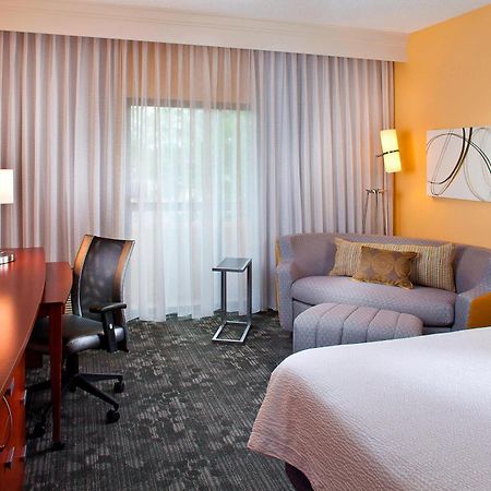 Courtyard By Marriott Huntsville University Drive Kültér fotó