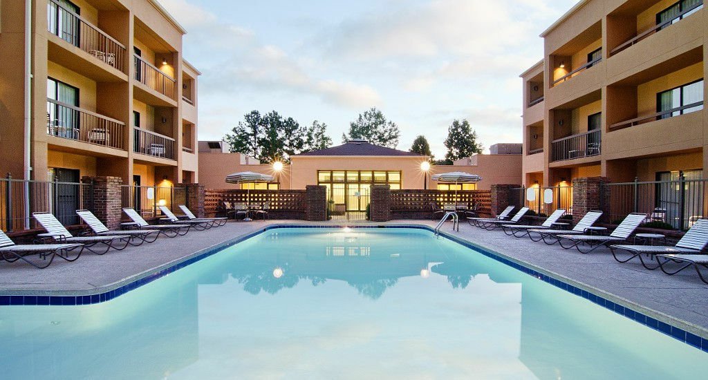 Courtyard By Marriott Huntsville University Drive Kültér fotó